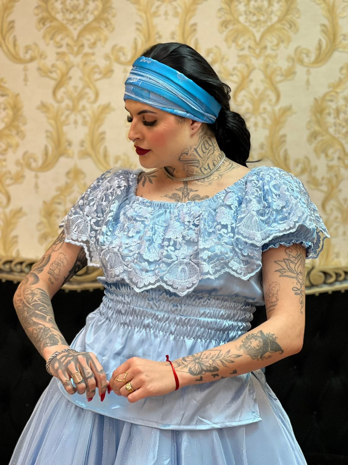 Blusa Babado Bordado Azul