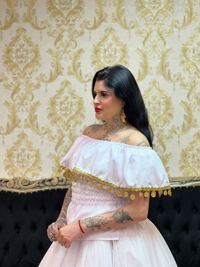 Conjunto Branco com Dourado