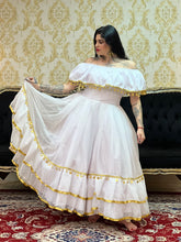 Conjunto Branco com Dourado