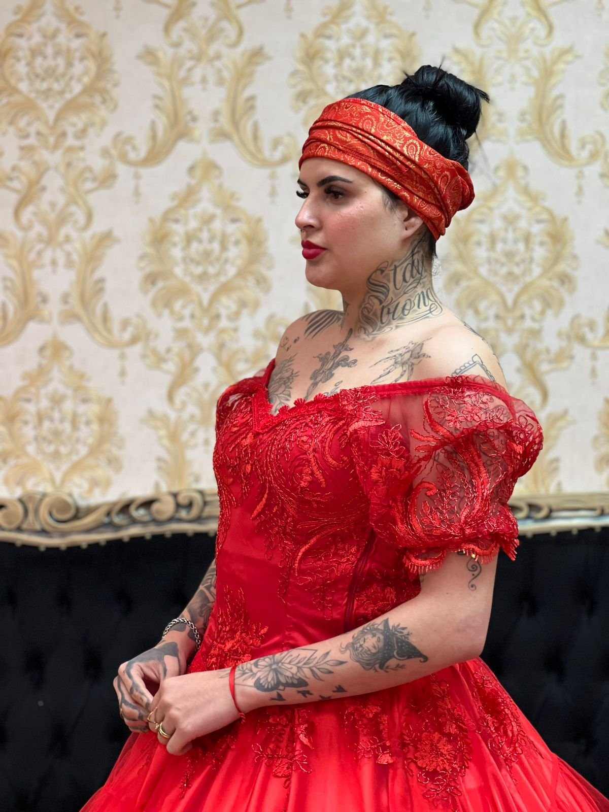 Corpete Bordado Metalic Vermelho