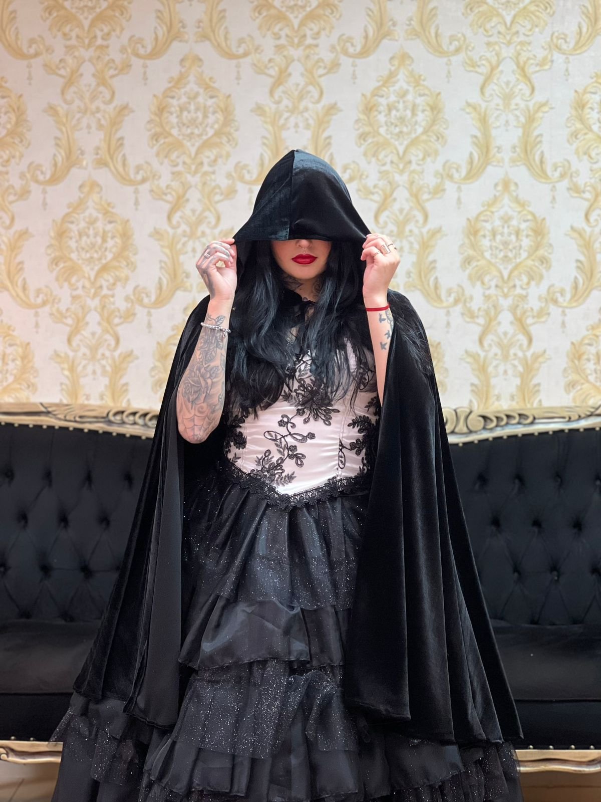 Capa Capuz Veludo Preta