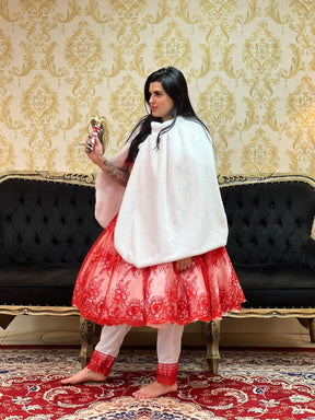 Capa Apeluciada Branca